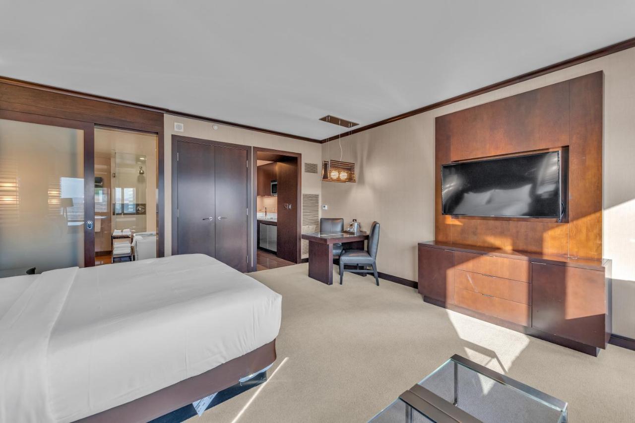 Vdara Studio Suite 011 Pool View Free Valet Parking Las Vegas Buitenkant foto