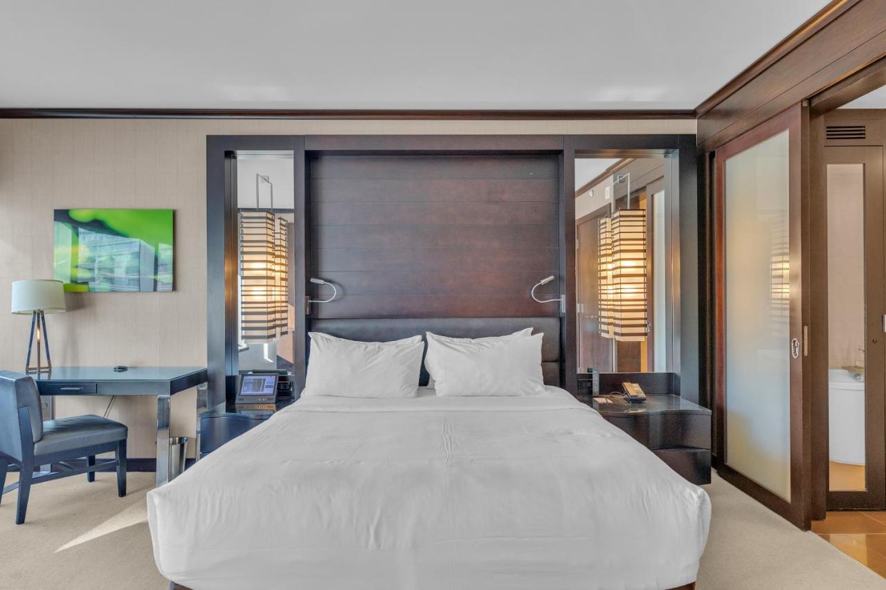 Vdara Studio Suite 011 Pool View Free Valet Parking Las Vegas Buitenkant foto